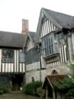 More of the Courtyard at Ightham Mote (49kb)